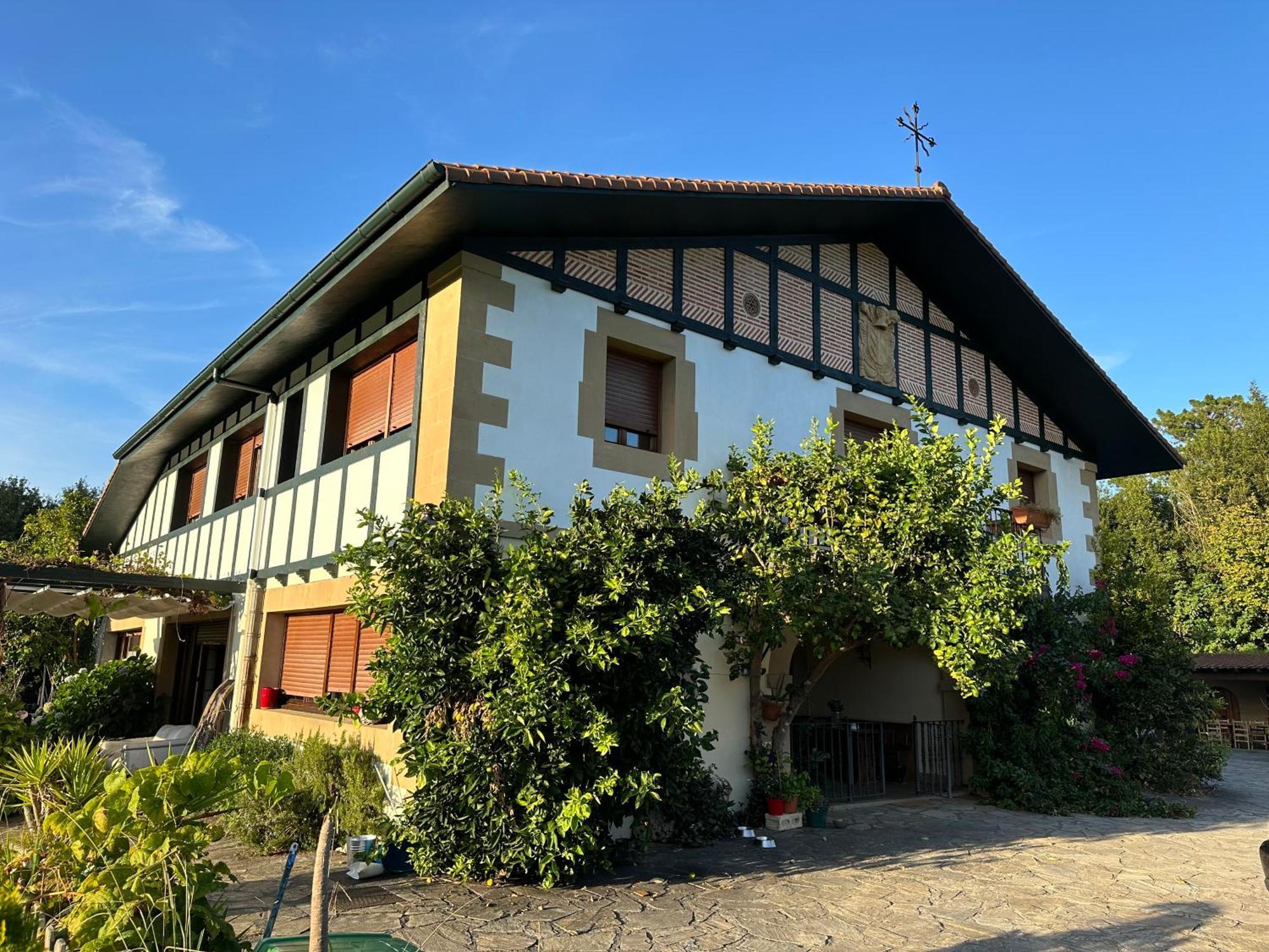 Caserio Kamirune Casa de Campo *